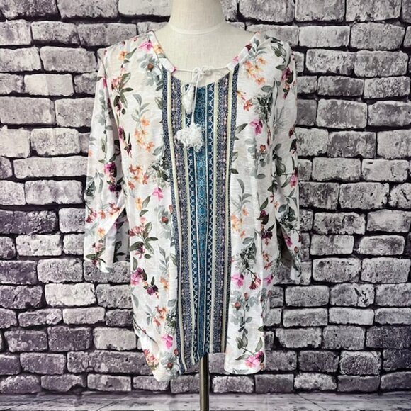 CJ Banks Tops - CJ Banks White, Green & Pink Floral 3/4 Sleeve Blouse Size 2X